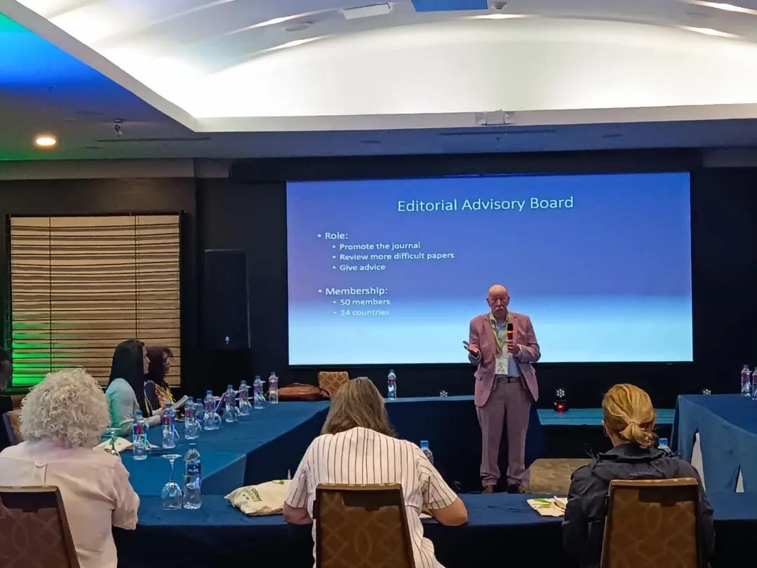 Giving guidance at SRRNet conferences 